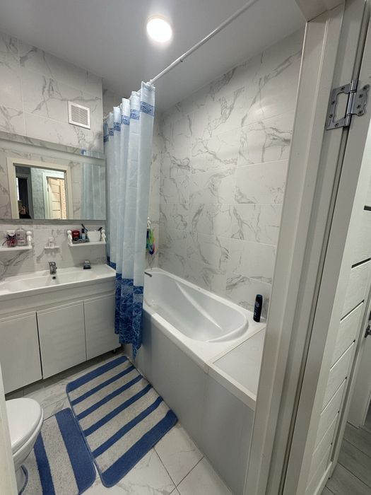 Продається 2 кімнатна  Новий будинок