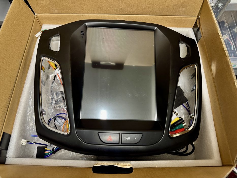 Radio Android / Nawigacja do Ford Focus MK3 – duży ekran, komplet