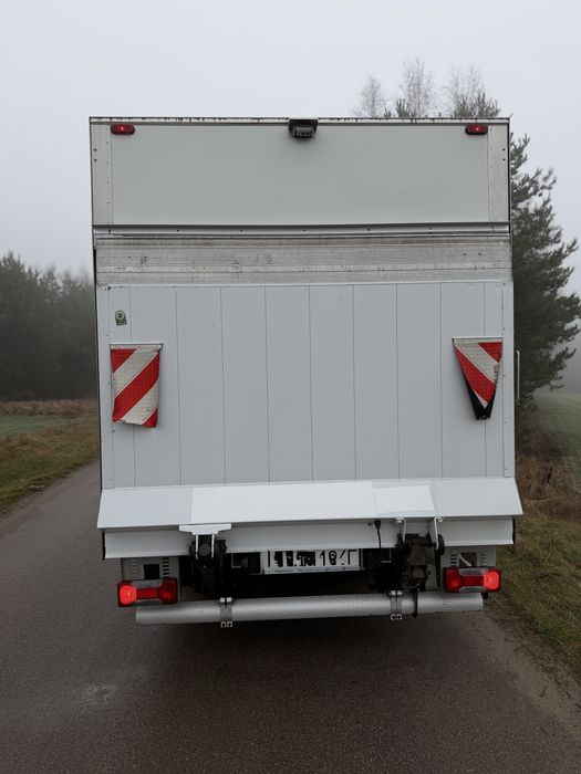 Iveco 50C18 – Chłodnia z windą UDT (2017)