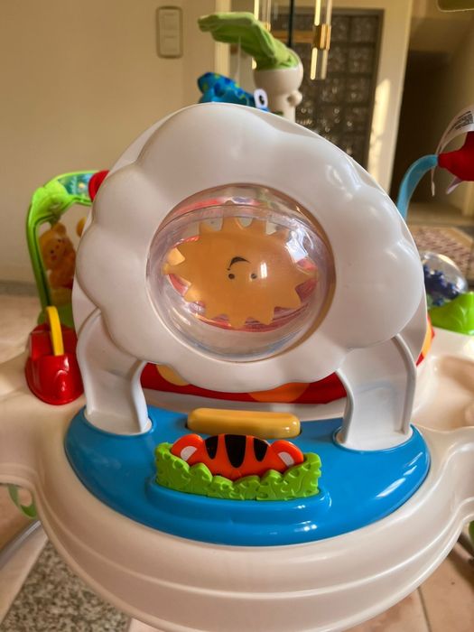 Jumper/saltitão/ Fisher Price