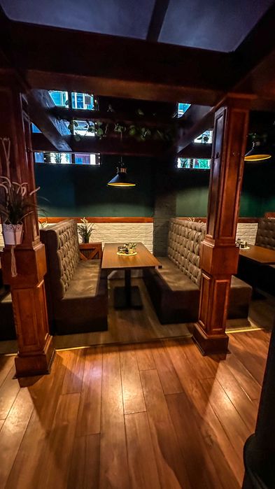 Loże Sofy Kanapy zabudowy do Klubu Pubu Kawiarni Restauracji