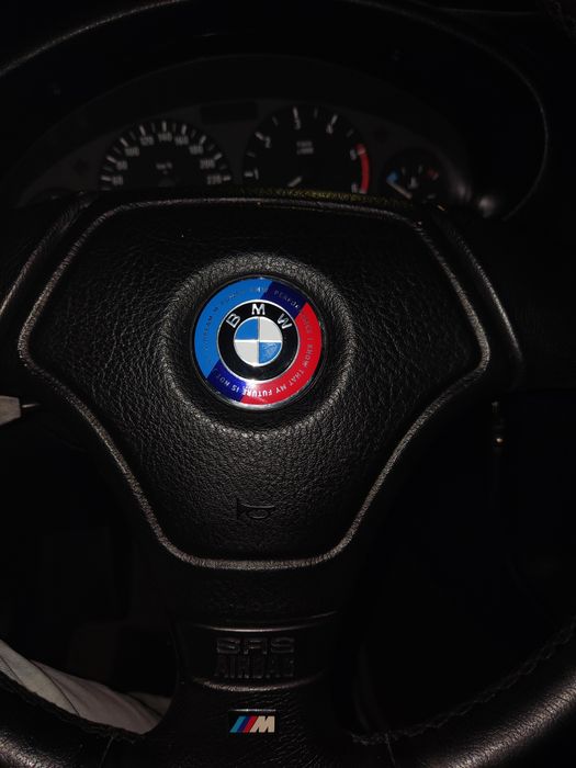 Bmw e36 318 tds sedan — photo 3