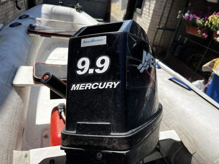 Лодка моторная RIB с мотором и лафетом катер човен