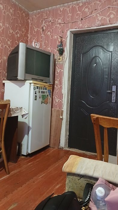 Продам  кімнату.