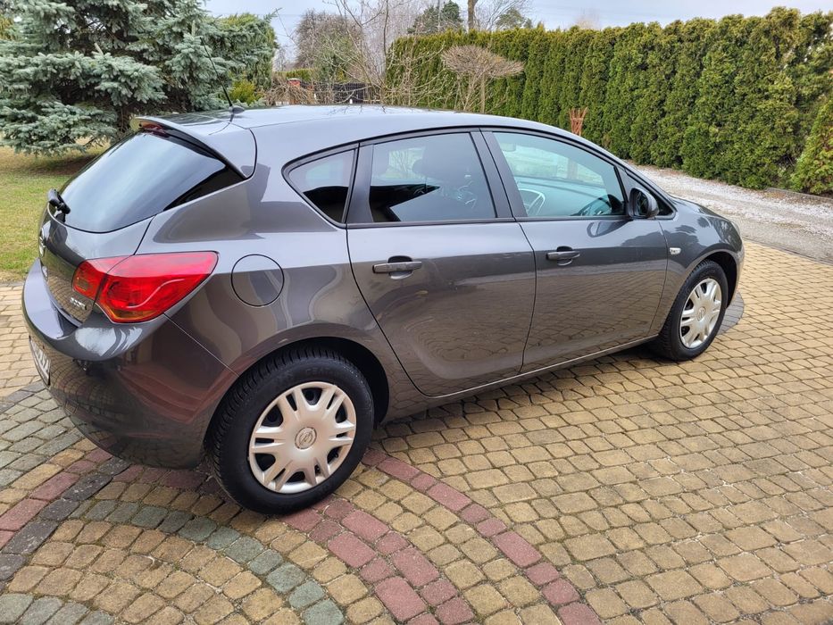 Opel astra J 1.4 benzyna