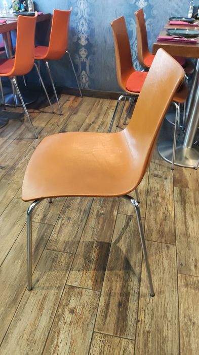 Cadeiras para restaurante ou sala de conferências