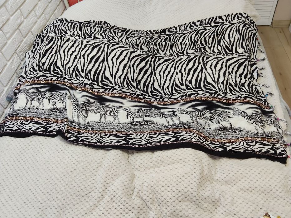 Chusta na plażę. Pareo