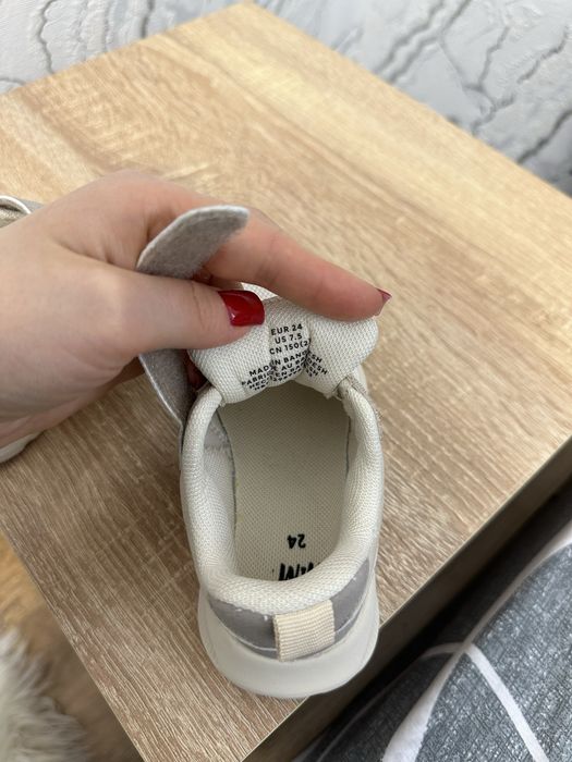 Кросівки дитячі H&M