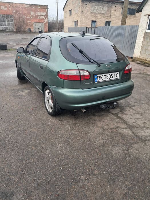Deo Lanos Хетчбек 2009 рік.  1.5 Газ-бензин.