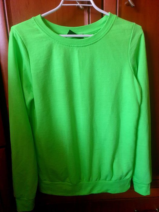 Neonowa bluza dla dziewczynki