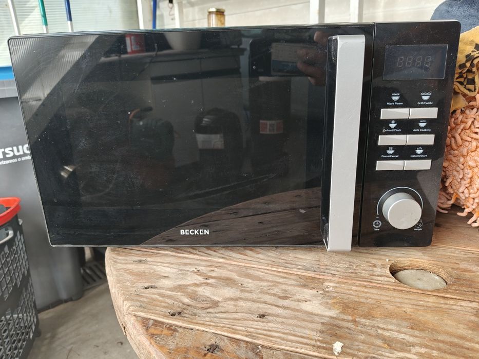 Microondas grill becken