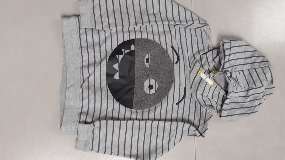 Bluza z kapturem Cool Club rozmiar 110