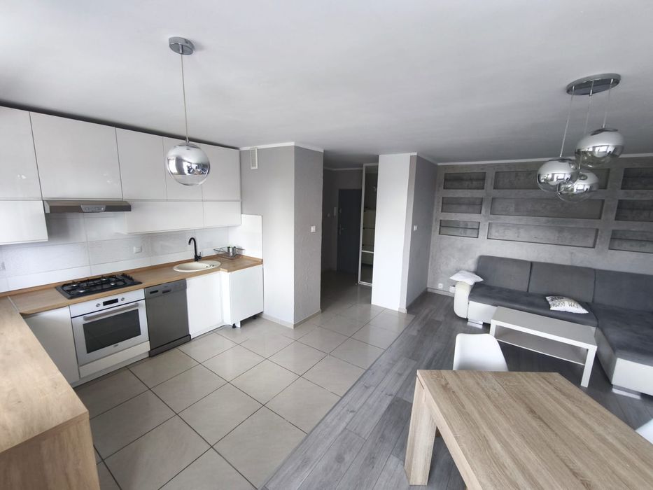 Mieszkanie 50 m2 dwa pokoje Przylesie  balkon piwnica