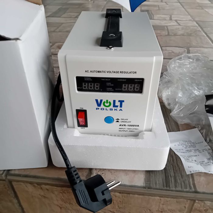 Stabilizator napięcia sieciowego AVR 1000VA