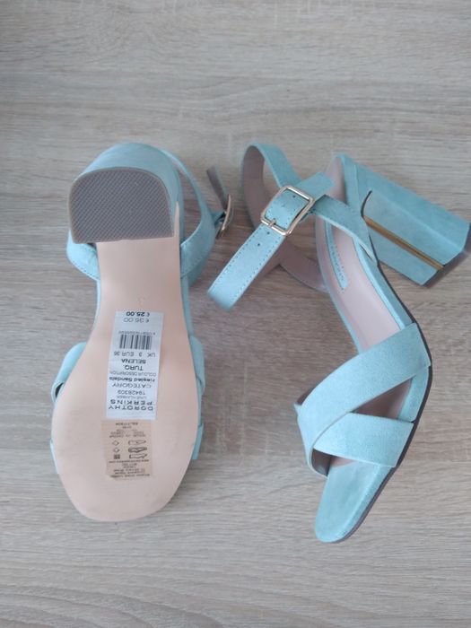Miętowe sandały Dorothy Perkins Selena block na slupku