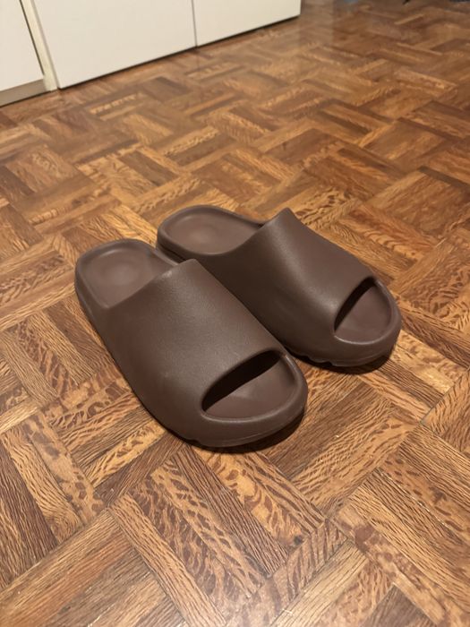 Chinelos YS-01 Castanhos
