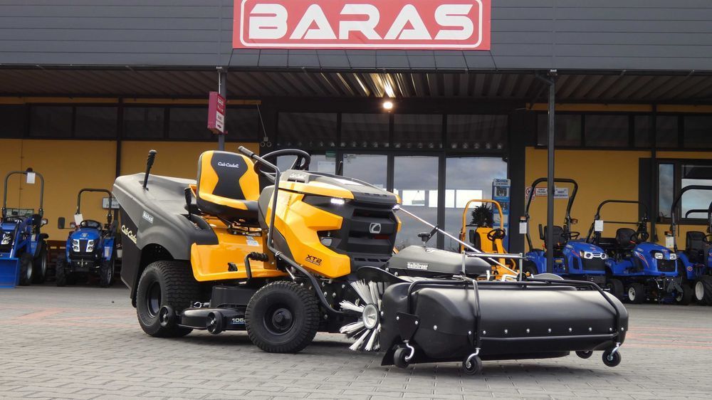 Traktor kosiarka Cub Cadet XT2 QR106 2 Cylindry Zamiatarka Tielburger