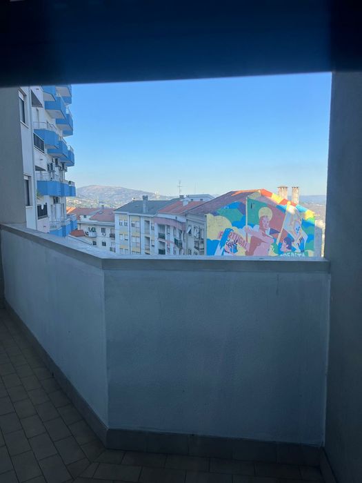 Quarto para arrendar