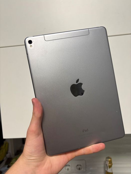 iPad Pro 9.7 128gb всі функції працюють