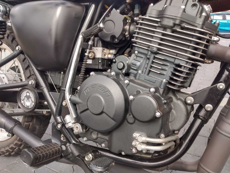Mash 400 scrambler ( Jawa 350 SOHC / Honda / Junak ) - piękna czerwona wisienka)