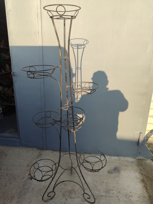 Подставка для цветов