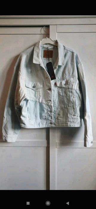 Levi's Premium Women's Slouched Pieced Trucker
Jacket