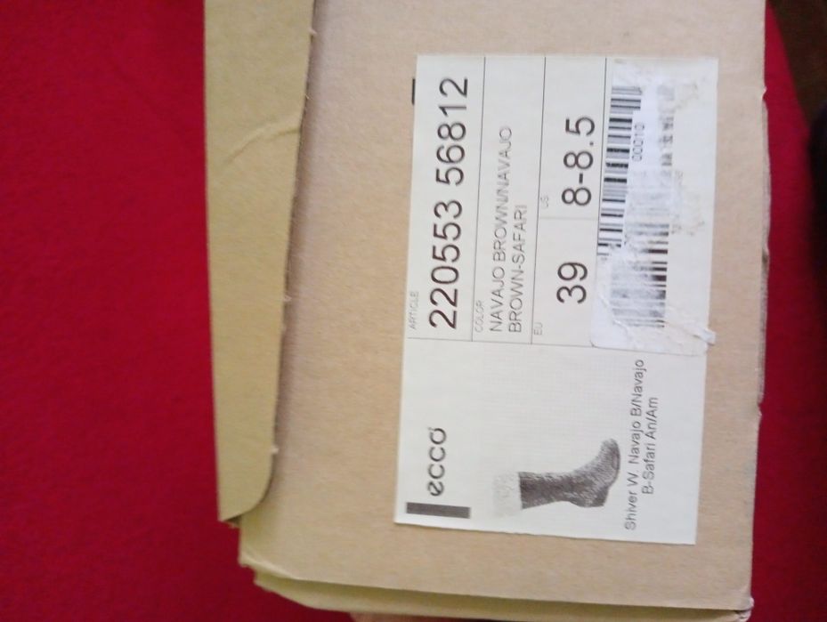 Зимние женские ОРИГИНАЛ !ботиночки ECCO. 38-39 размер. Новые красивые