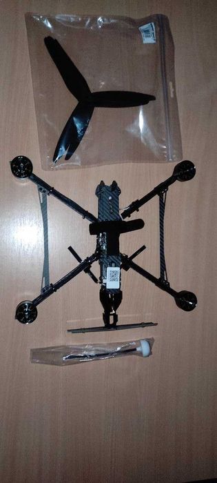 Колібрі 8" дрон fpv без камери, без приймача, без втх .