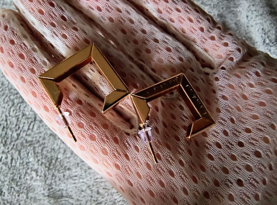 Сережки біжутерія по 50грн