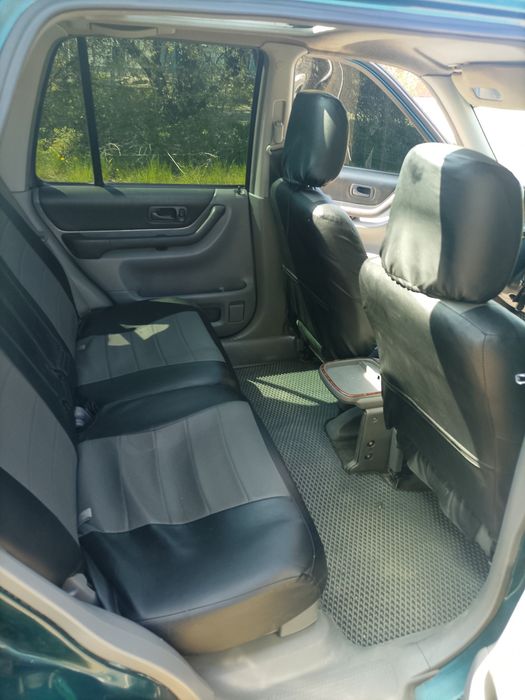 Продам Honda CR-V