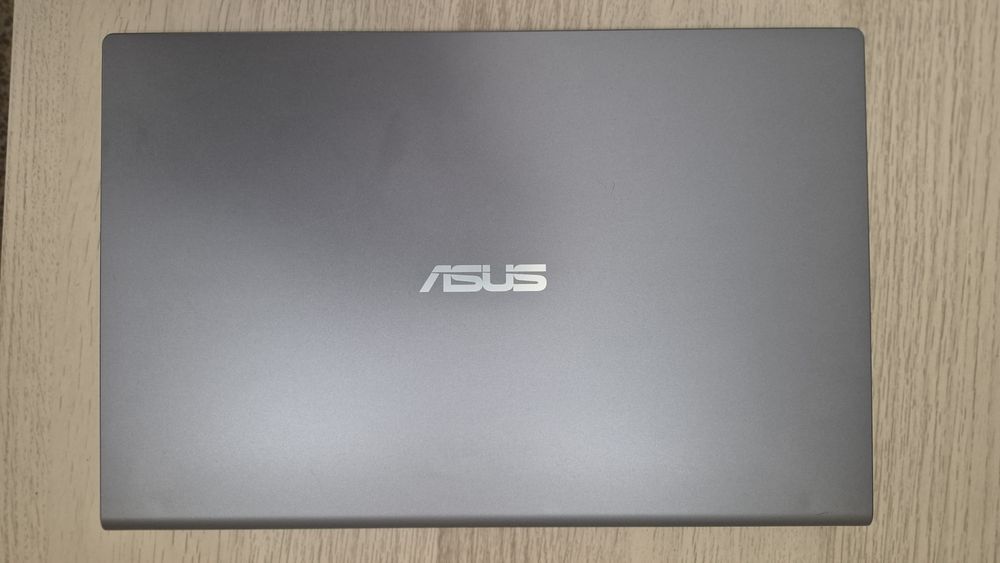 ASUS M515DA — Ryzen 3 | 8GB RAM | SSD 256GB | Como Novo