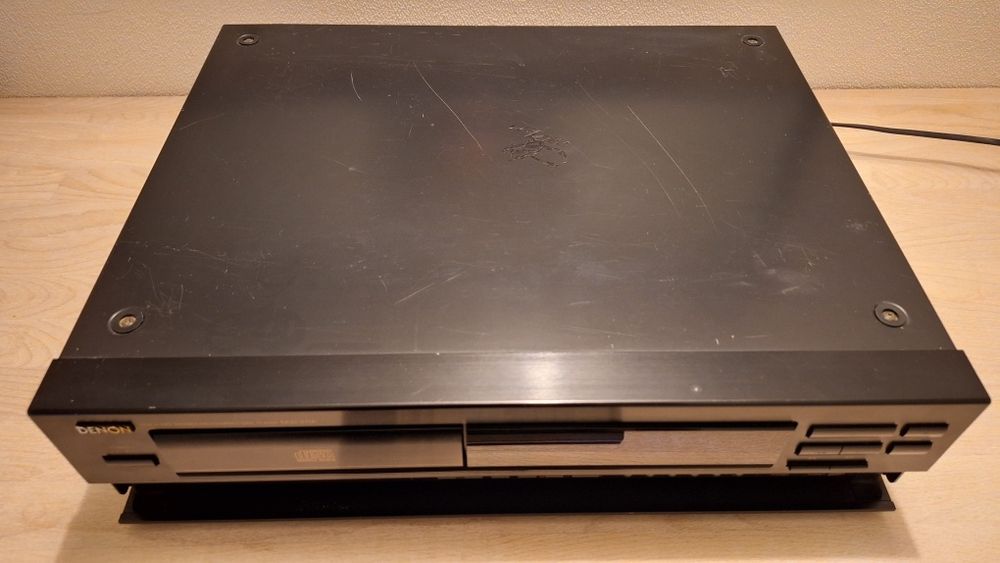 CD Denon DCD-2700