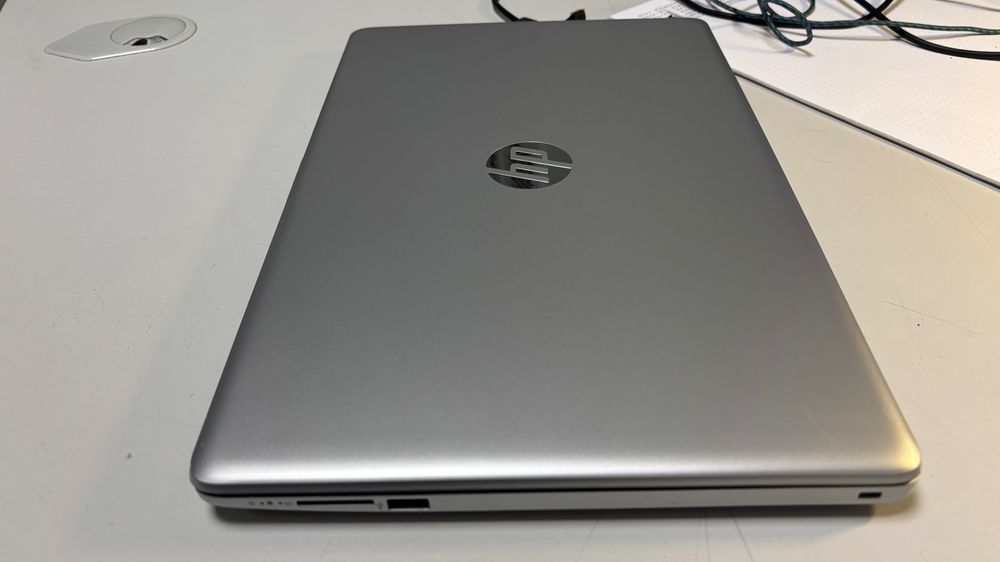 Laptop hp 15 cali Windows 11
