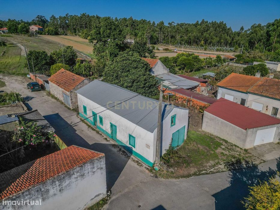 Casa Típica para reconstruir no Pincho – Figueira da Foz