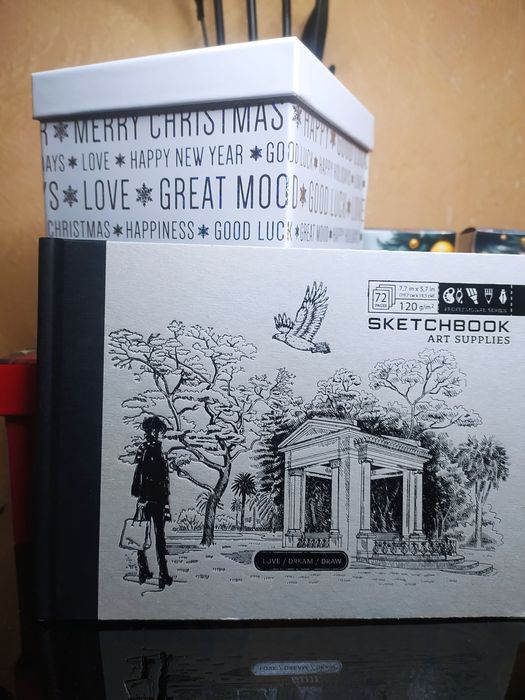 Скейтчбук 20*15 см, тверда обкладинка, 72 сторінки, папір 120 г/м2