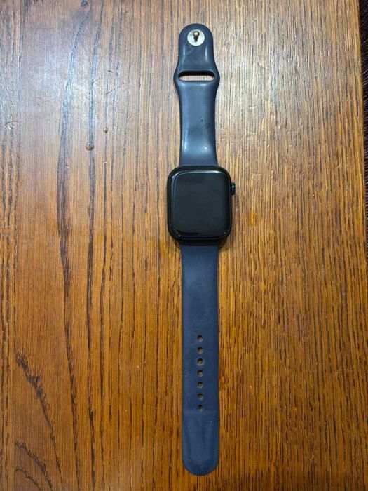Продам годинник Apple watch 7 series 45 mm
