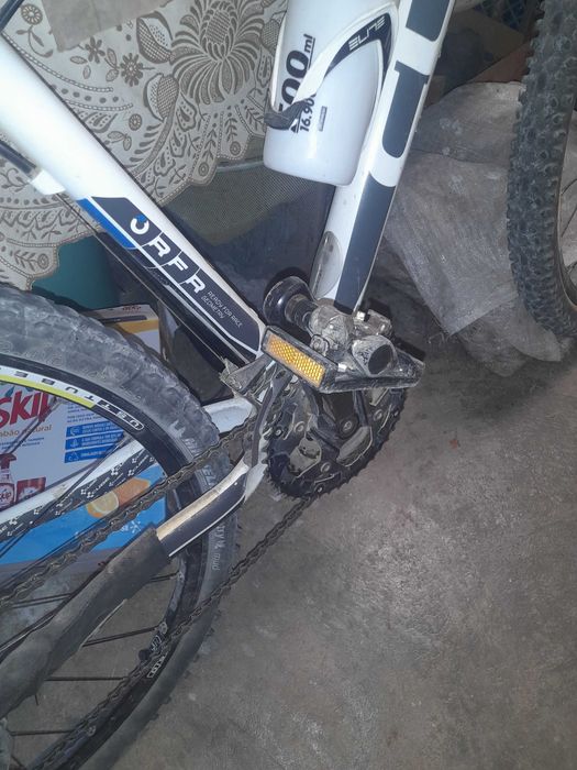 Bicicleta roda 26 Marca CUBE