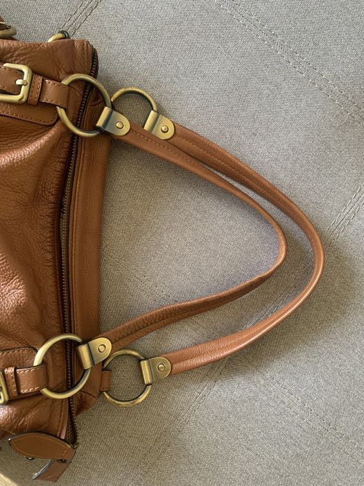 Шкіряна містка сумка hobbs Італія кожа