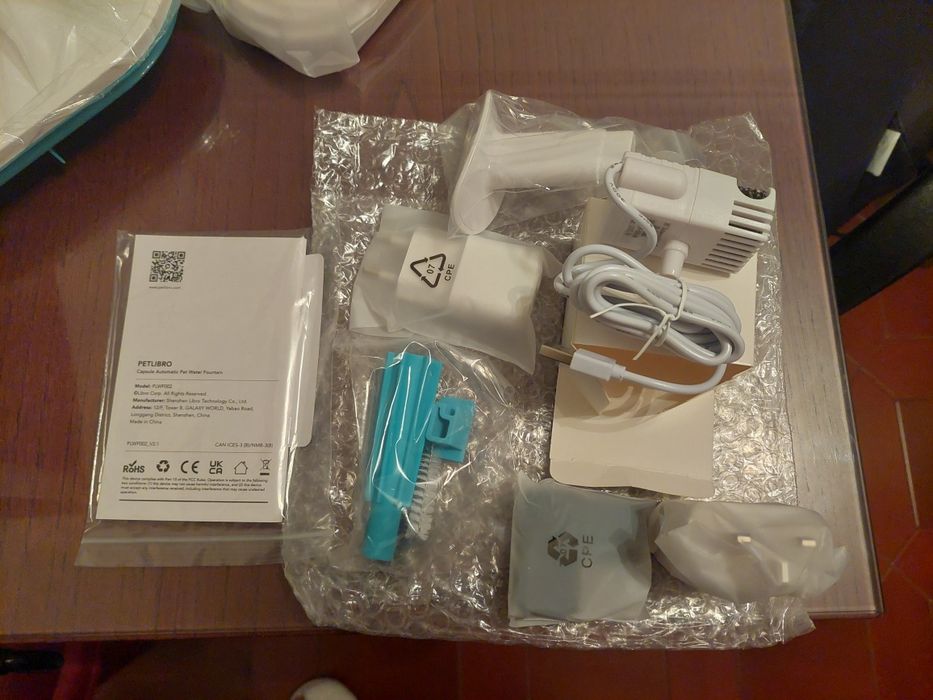 Fonte água com filtro para animais