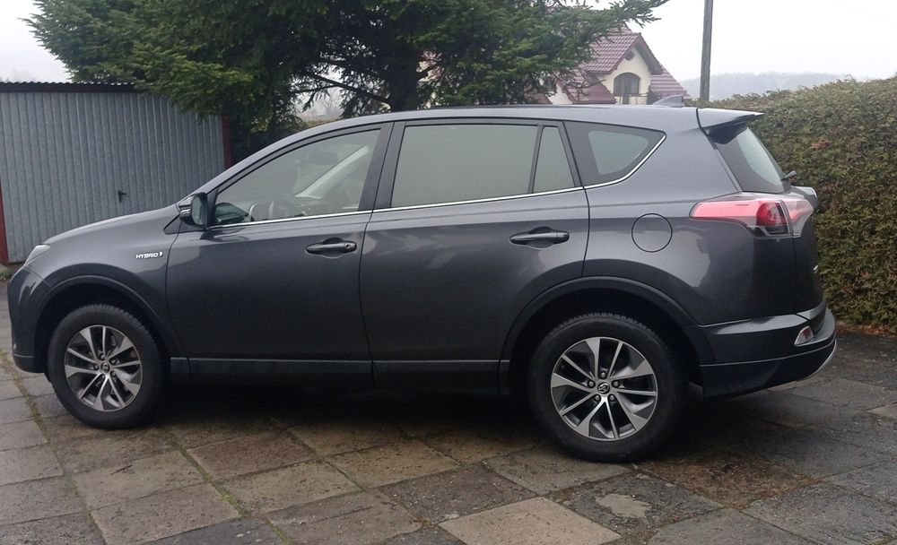 Toyota RAV4 hybrid automat
