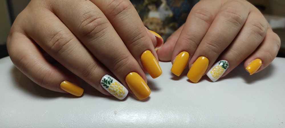 Paznokcie żelowe i hybrydowe