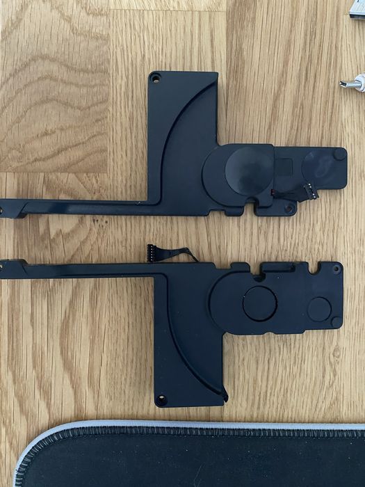 Colunas para MacBook Pro A1398
