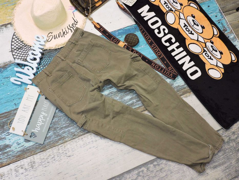 Pull & Bear Spodnie khaki Militry bojówki 42