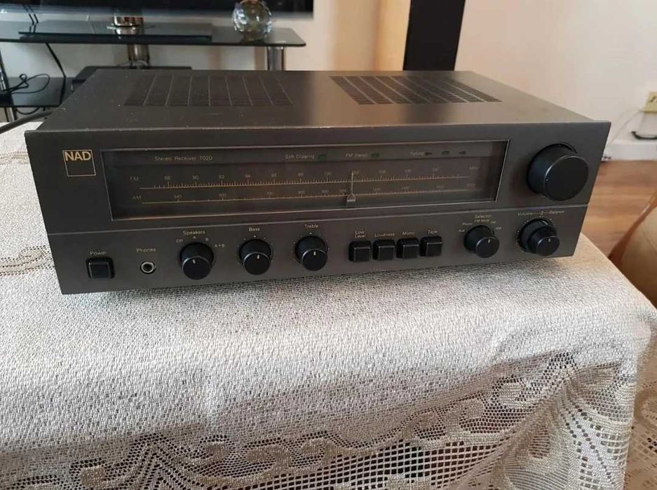 Amplituner NAD 7020 Vintage