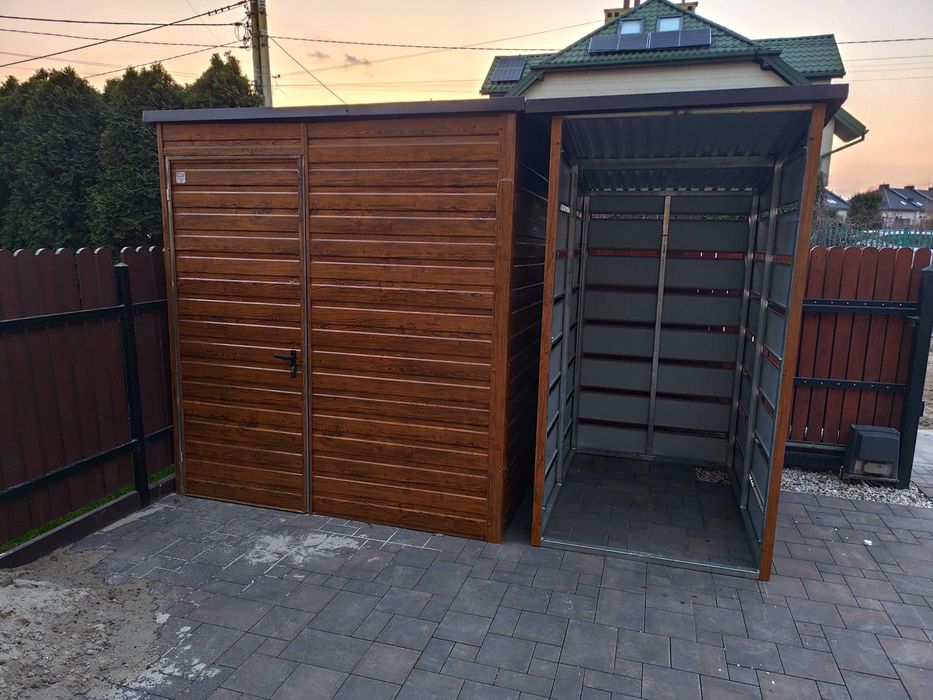 Schowek Narzędziowy + Dodatkowa Wiatka Drwnopodobny