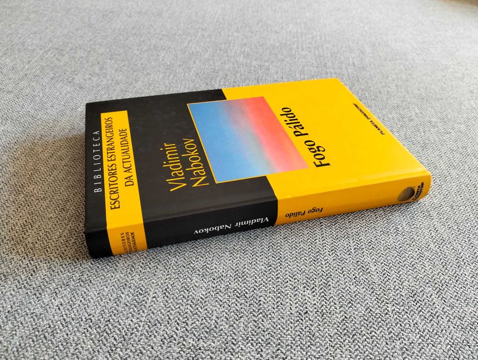 Livro "Fogo pálido" de Vladimir Nabokov