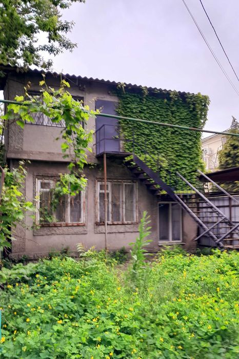 Сдаю 2й этаж 2х этажного дома на 8 ст. Б. Фонтана