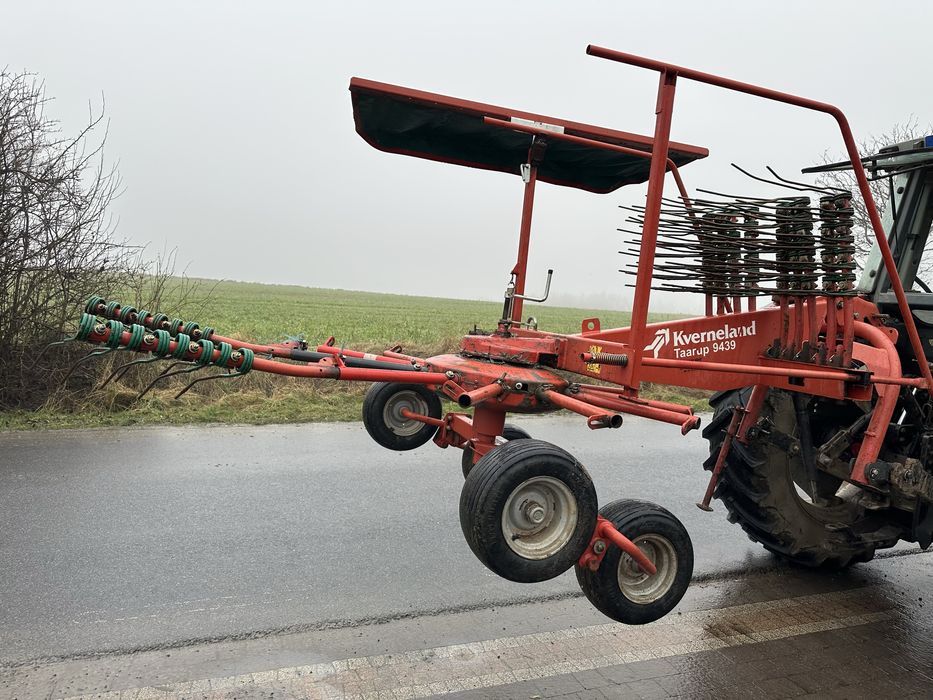 Zgrabiarka karuzelowa kverneland 4m nie (fella,kuhn,sipma samasz lely)