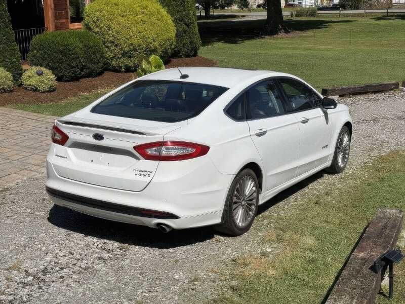 2014 Ford Fusion Hybrid Titanium