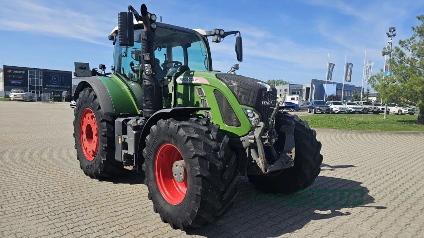 Fendt 724 VARIO S4 PROFI PLUS 237 KM